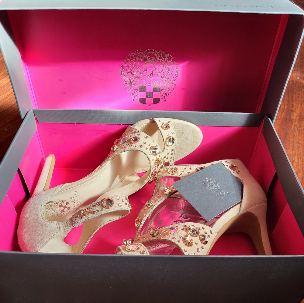 NEW: Vince Camuto VC-KAYANNE Women's Heels